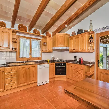 Villa Contemporary Mallorcan For 6 *