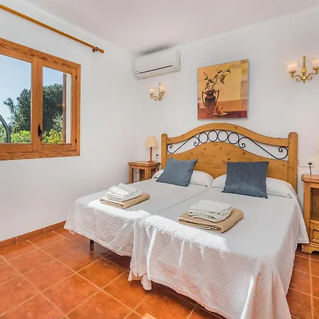 Villa Contemporary Mallorcan For 6 *